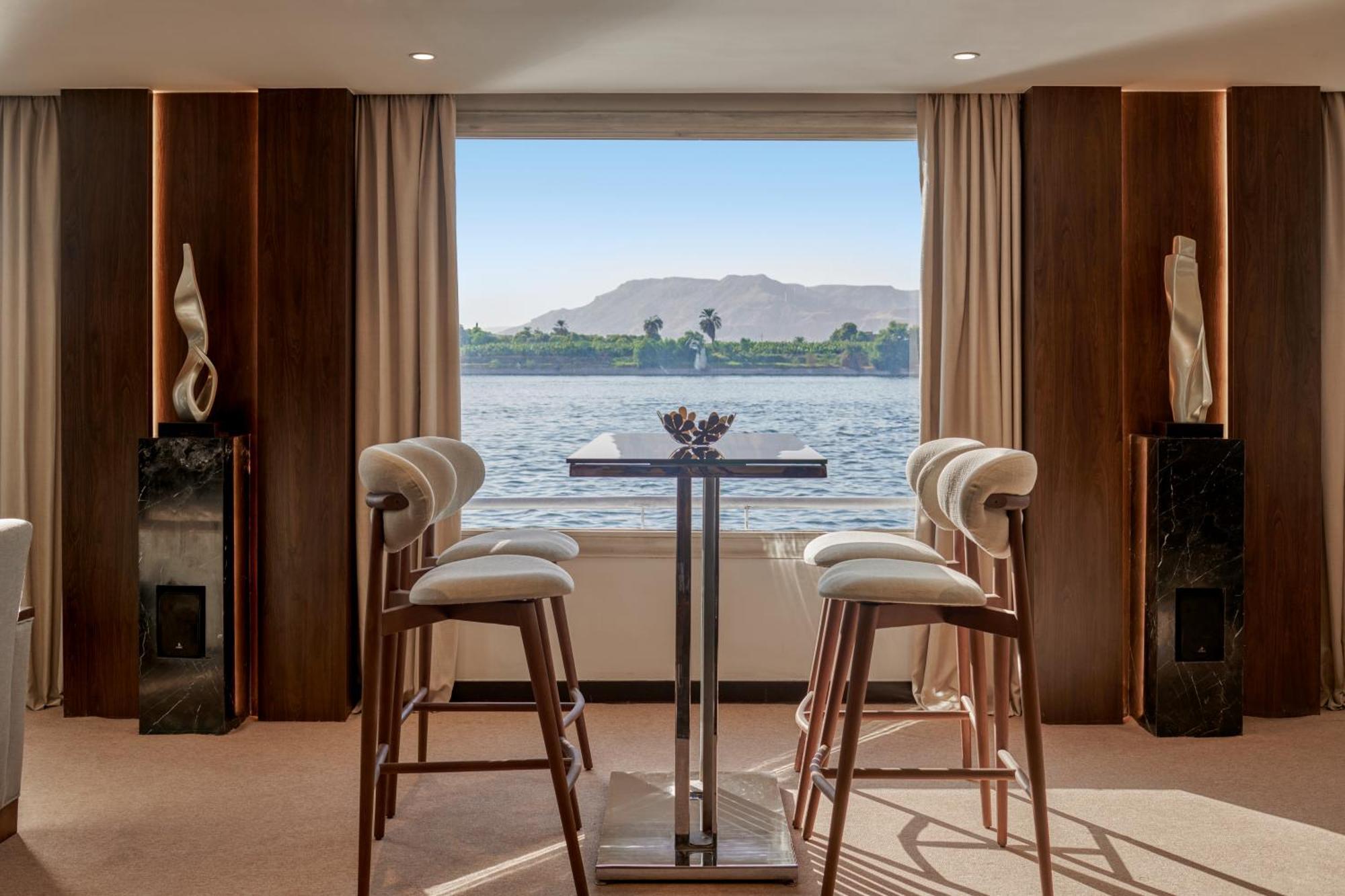 Moevenpick Royal Lily Nile Cruise, Every Monday Four Nights From Luxor, Every Friday Three Nights From Aswan - Including Excursions & Sightseeing Zewnętrze zdjęcie